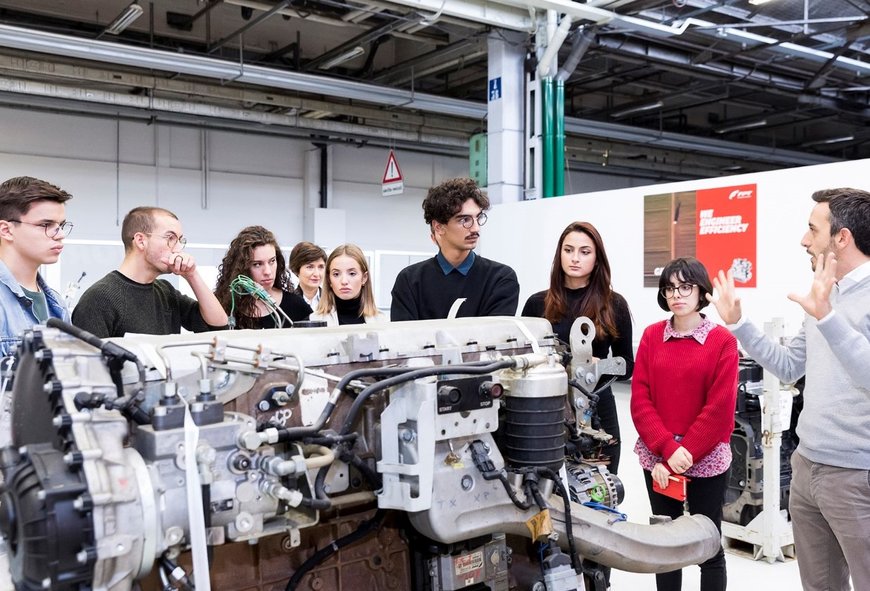 A CRIATIVIDADE DE ESTUDANTES DO IED APLICADA A PRODUTOS DA FPT INDUSTRIAL